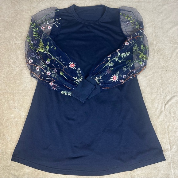 Sheer Fairy Goth Top Mesh Floral Embroidery Sleeve Tunic‎ Navy Crew Neck Wms XS - Picture 2 of 12